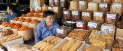 hcmc-market-stall